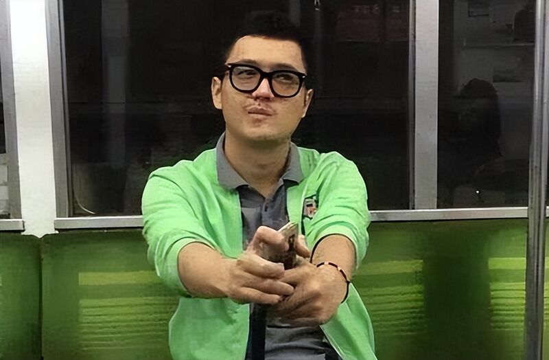 文件:4d34deb029a92814213eb447238f5090.jpg