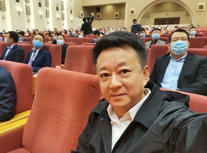 文件:6c76176ed6958d9f3ace49a58d66a847.jpg